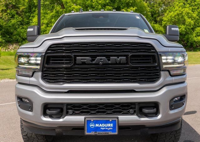 Used 2023 Silver Ram Limited image 3