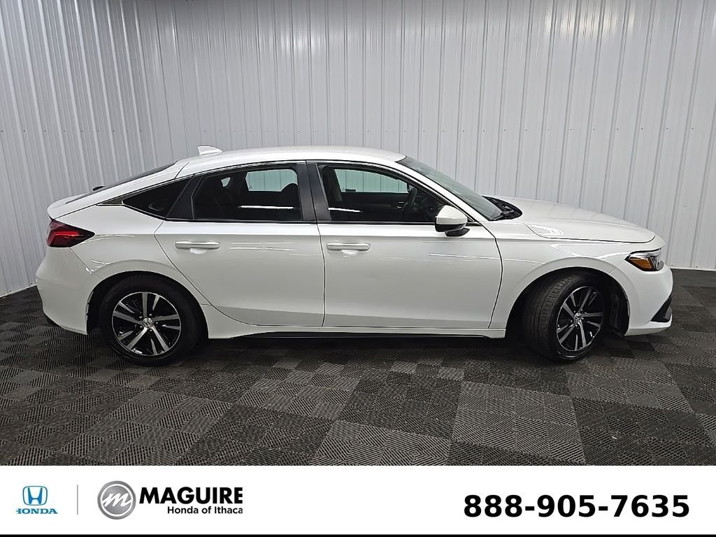 Used 2023 White Honda LX image 2