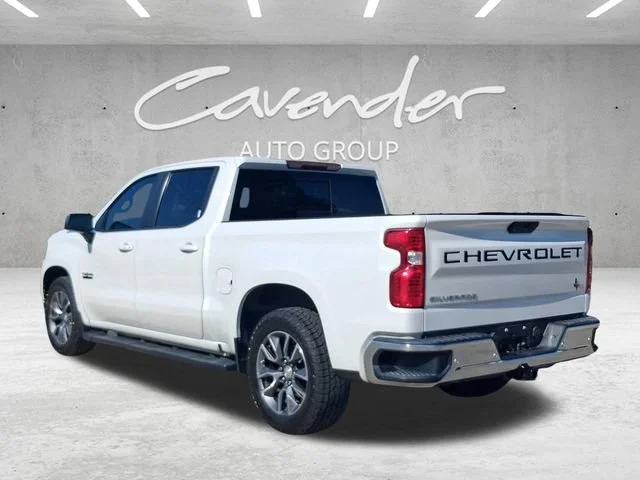 Used 2020 IRIDESCENT PEARL TRICOAT Chevrolet LT image 15