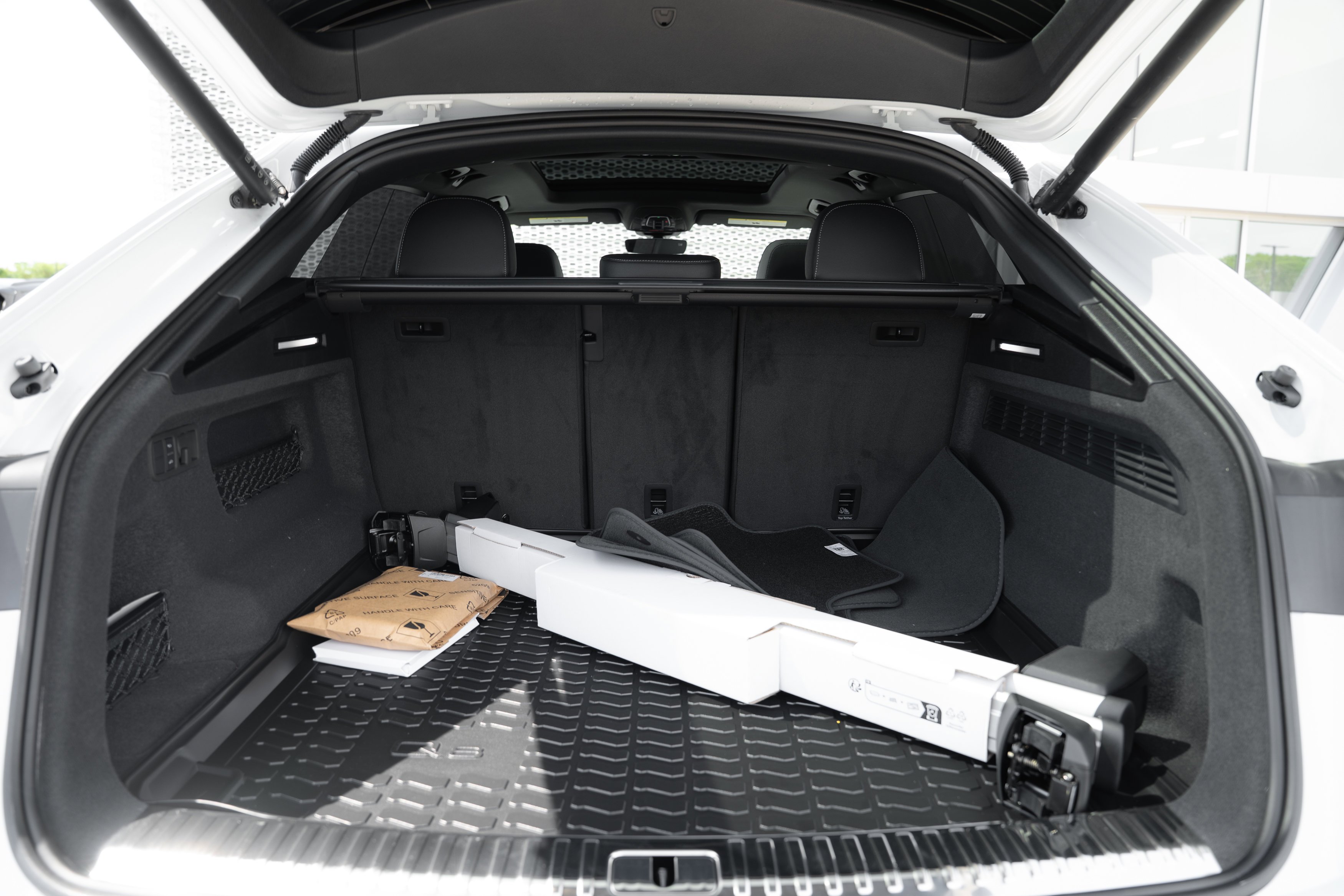 2026 Audi Q8 Premium Plus - Photo 30