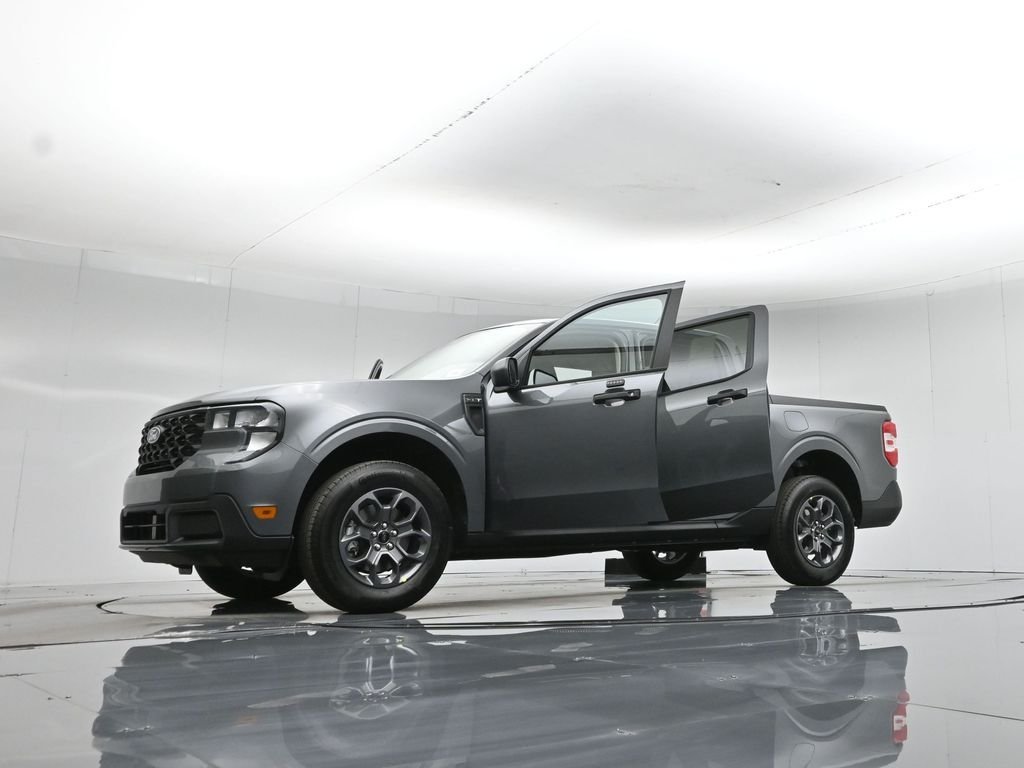 New 2026 Carbonized Gray Metallic Ford XLT image 46