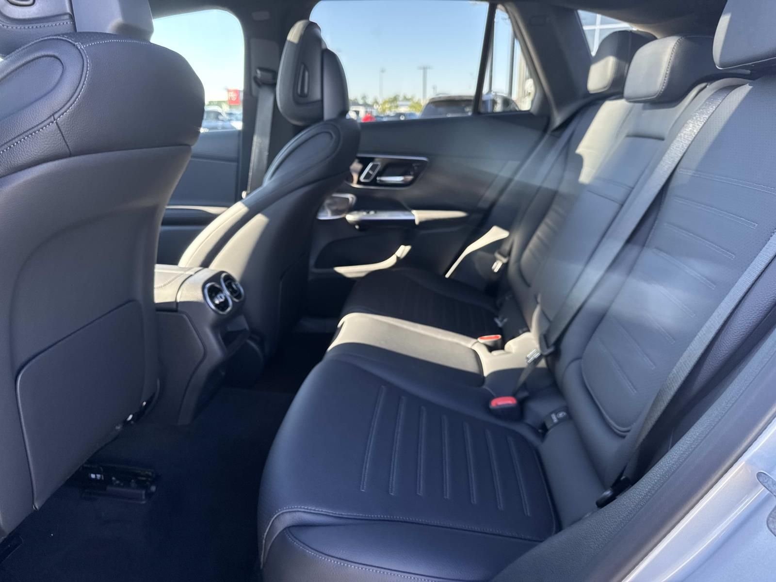 2026 Mercedes-Benz GLC Base - Photo 6