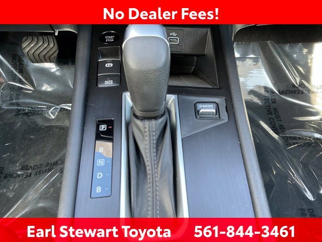Used 2025 Black Nissan S image 37