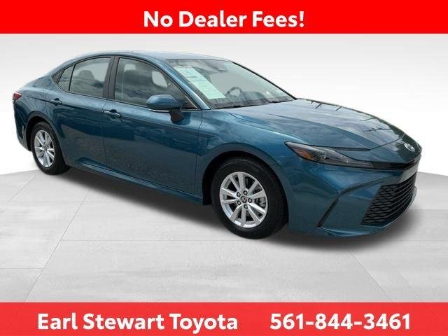 Certified Used 2025 LABRADORITE Toyota  image 3