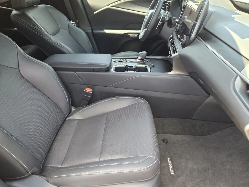 2023 Lexus RX 350 - Photo 14