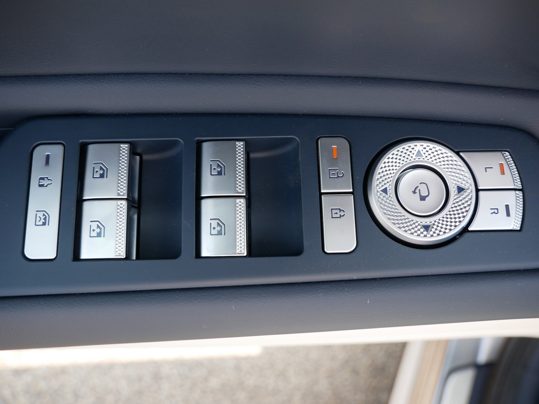 2025 GENESIS GV80 Prestige - Photo 8