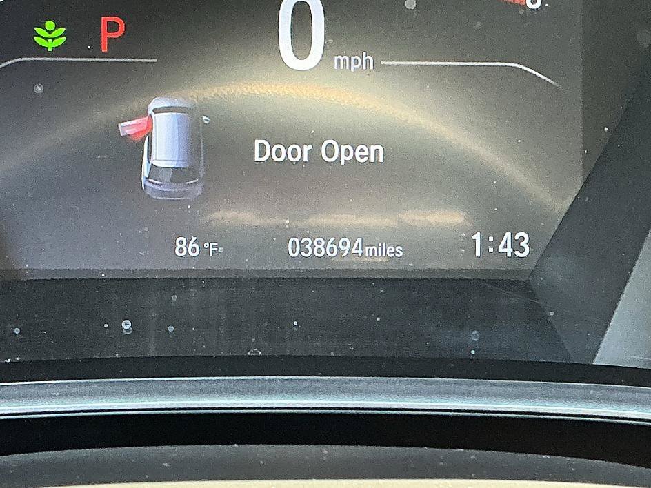 Used 2022 Silver Honda EX image 16
