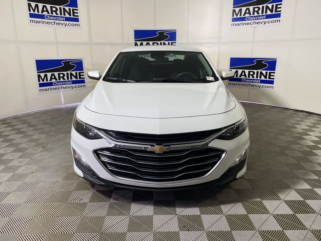 Used 2024 Summit White Chevrolet FL image 12