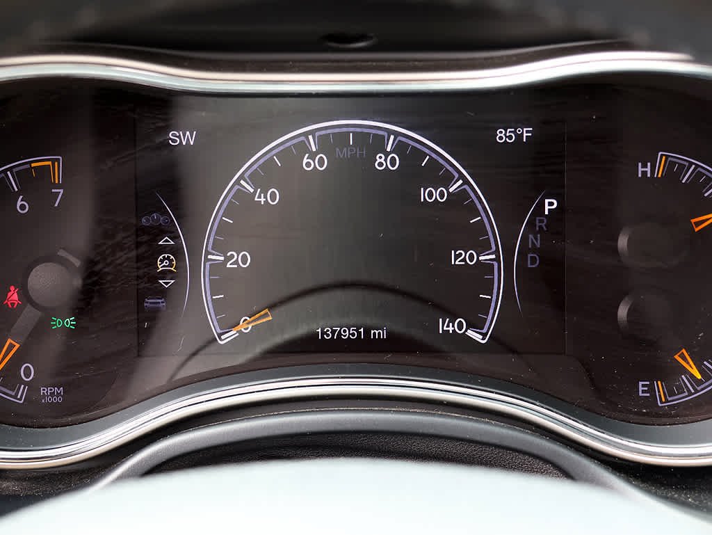 Used 2016 Bright White Clearcoat Jeep Limited image 17