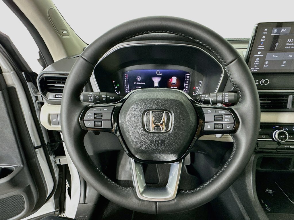 New 2026 Platinum White Pearl Honda Touring image 10