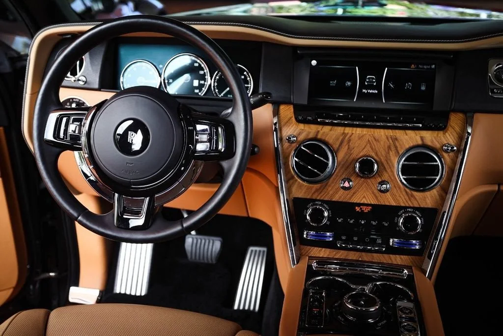 Used 2022 Gunmetal Rolls-Royce Base image 46