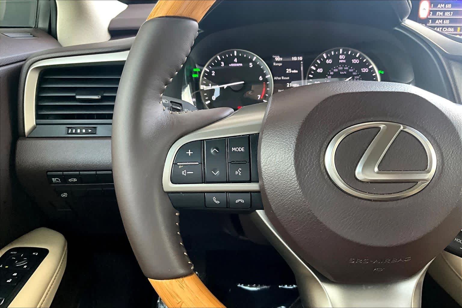 Used 2016 Eminent White Pearl Lexus  image 21