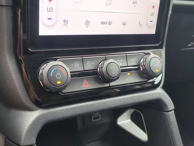New 2026 Desert Sand Ford Lariat image 26