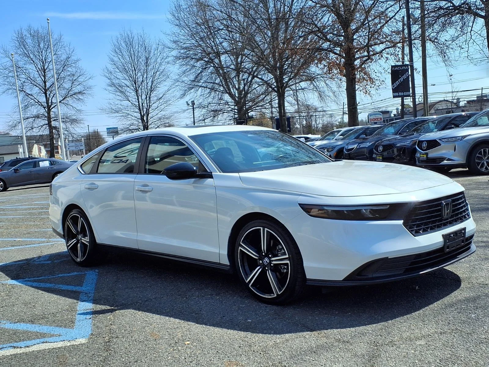 Used 2023 Platinum White Pearl (wx) Honda Sport image 3