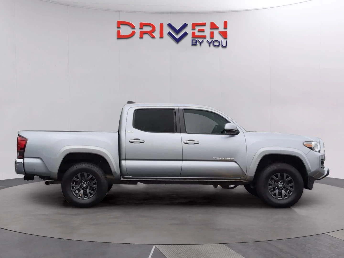 Used 2023 Celestial Silver Metallic Toyota SR5 V6 image 6