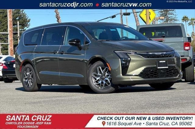 2027 Chrysler Pacifica Limited