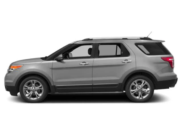 Used 2015  Ford Limited image 3