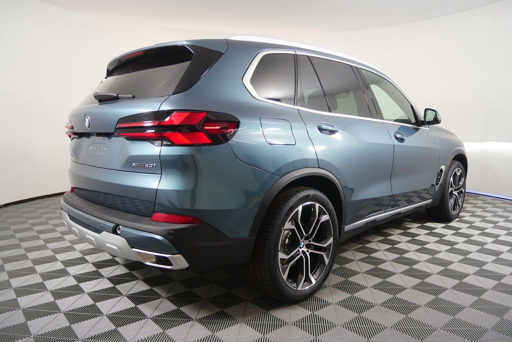 Used 2026 Blue Ridge Mountain Metallic BMW xDrive40i image 3