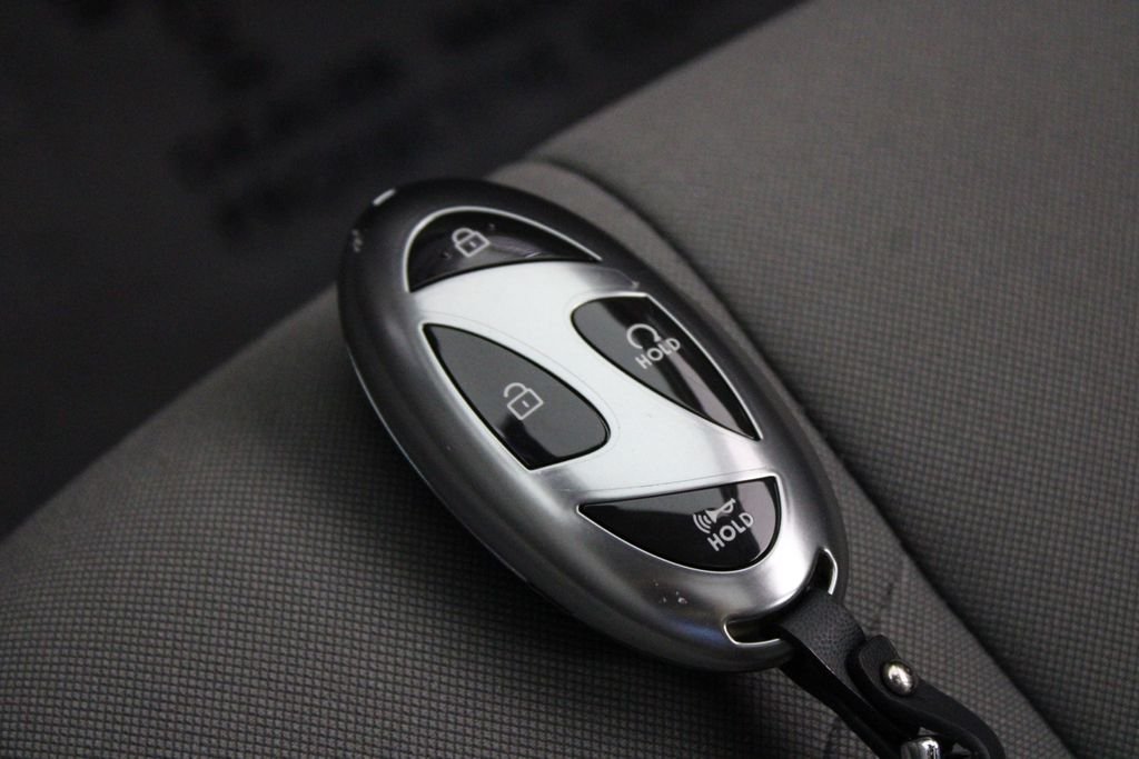 Certified Used 2024 Blue Hyundai SEL image 31