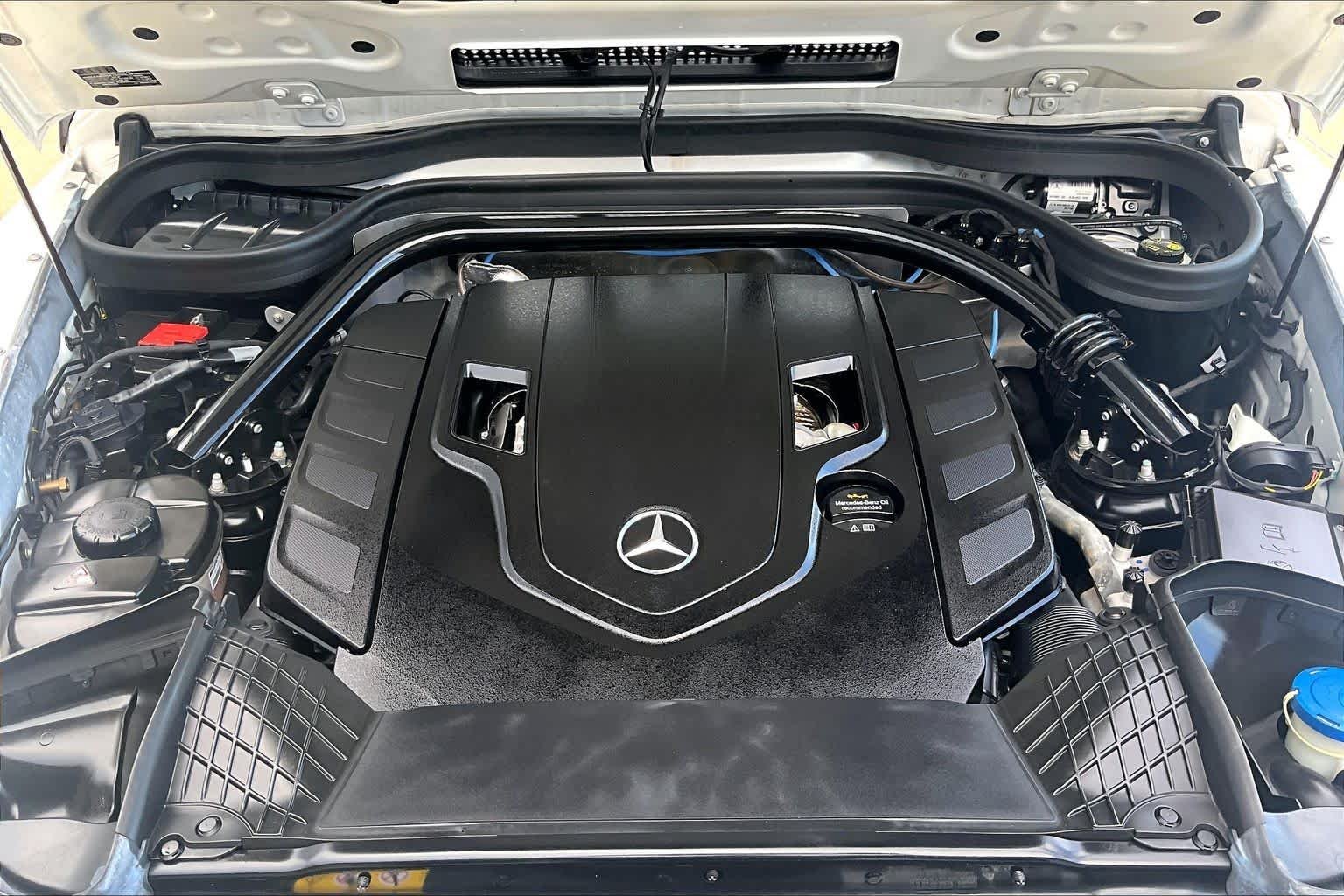 Used 2023 Polar White Mercedes-Benz G 550 image 27