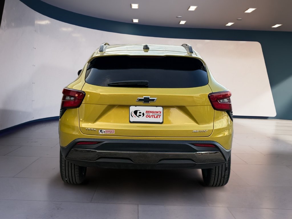 Used 2024 Yellow Chevrolet ACTIV image 4