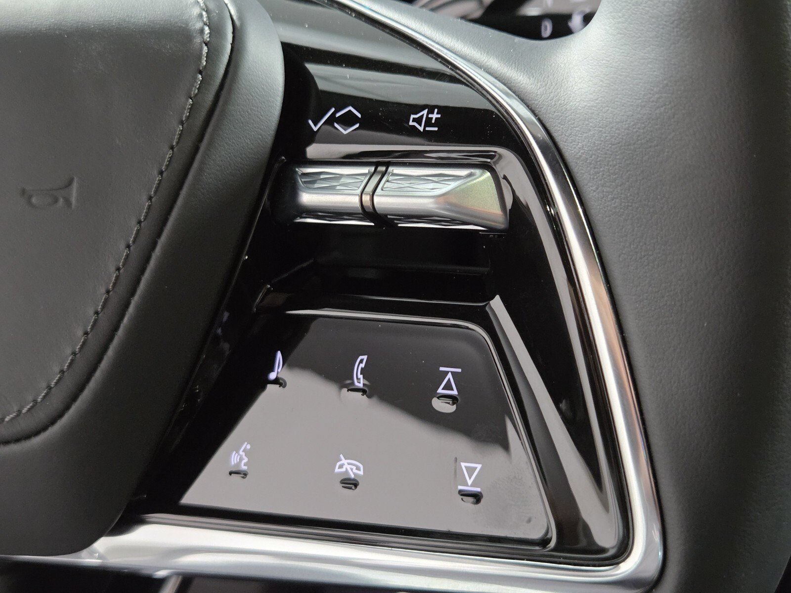 2026 Cadillac LYRIQ Signature Sport - Photo 22