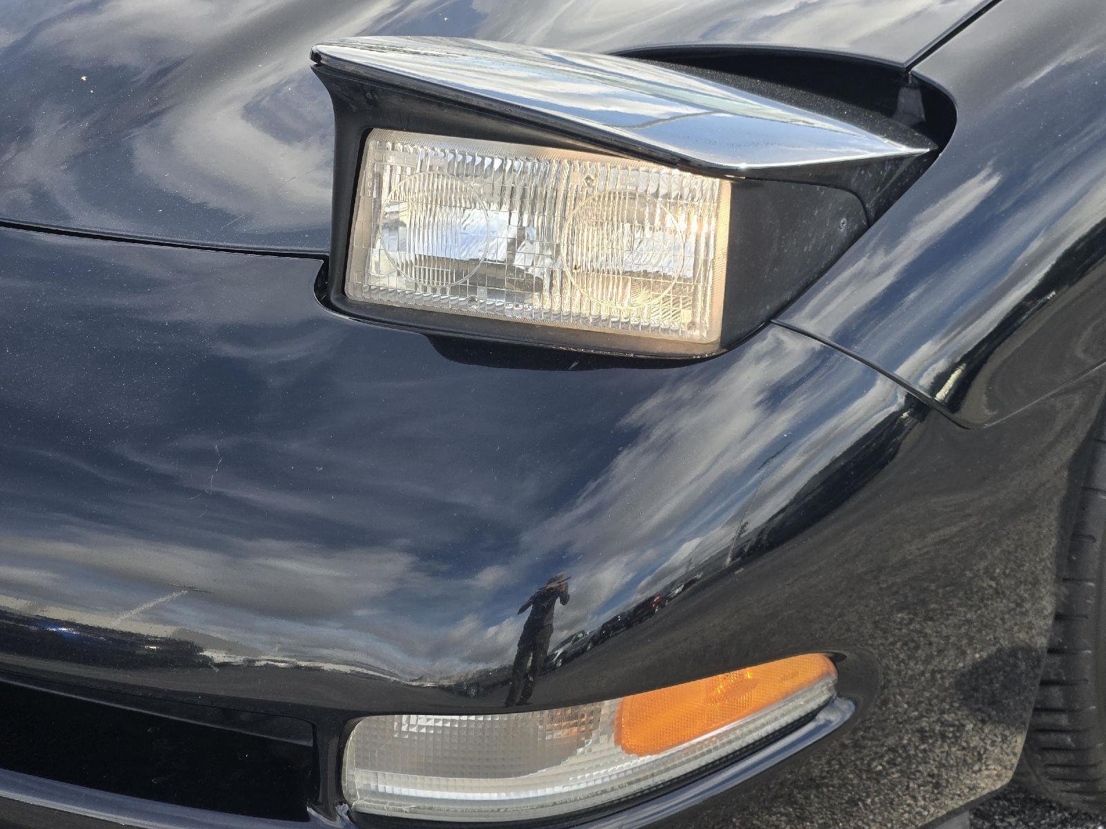 Used 2004 Black Chevrolet  image 10