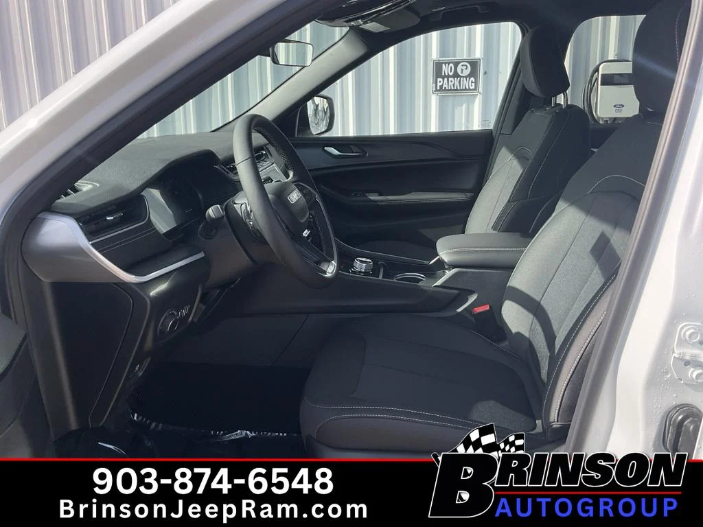 New 2026 Bright White Clearcoat Jeep Laredo X image 11