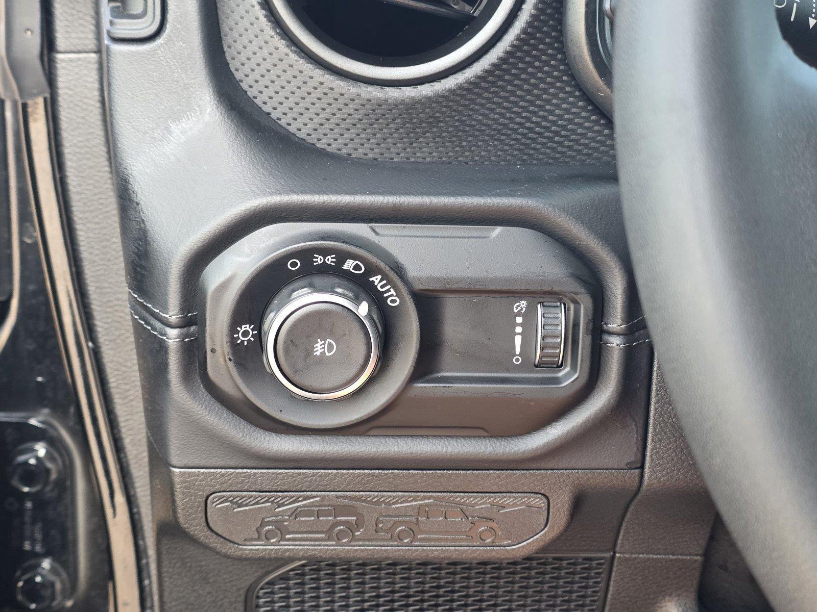 Used 2026 Black Clearcoat Jeep Rubicon image 27