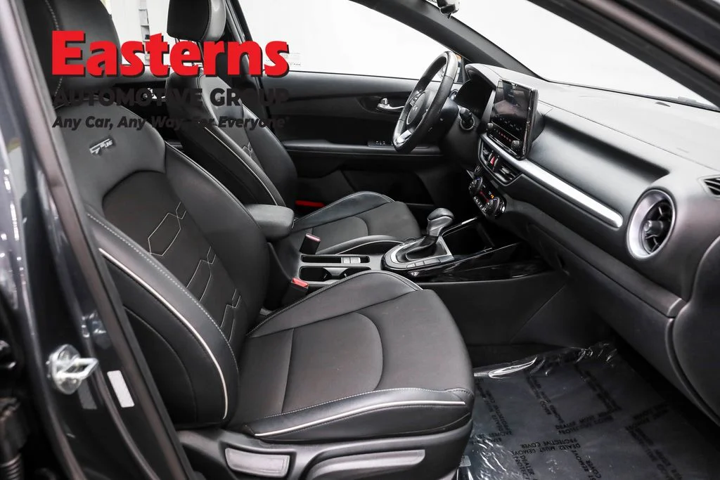 Used 2022 Gray Kia GT-Line image 23