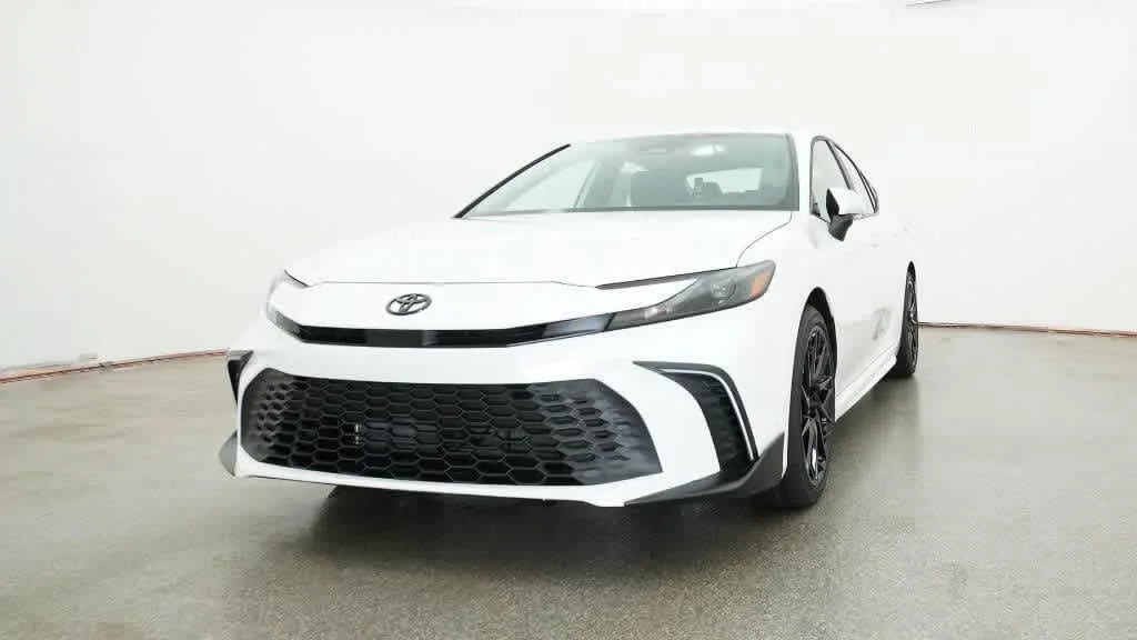 New 2026 Ice Cap Toyota SE image 32