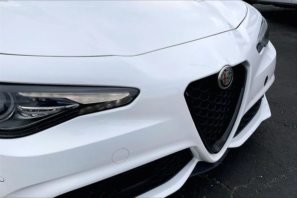 Used 2022 White Alfa Romeo Sprint image 29
