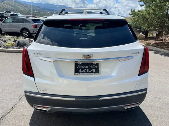 Used 2020 Crystal White Tricoat Cadillac Premium Luxury FWD image 10