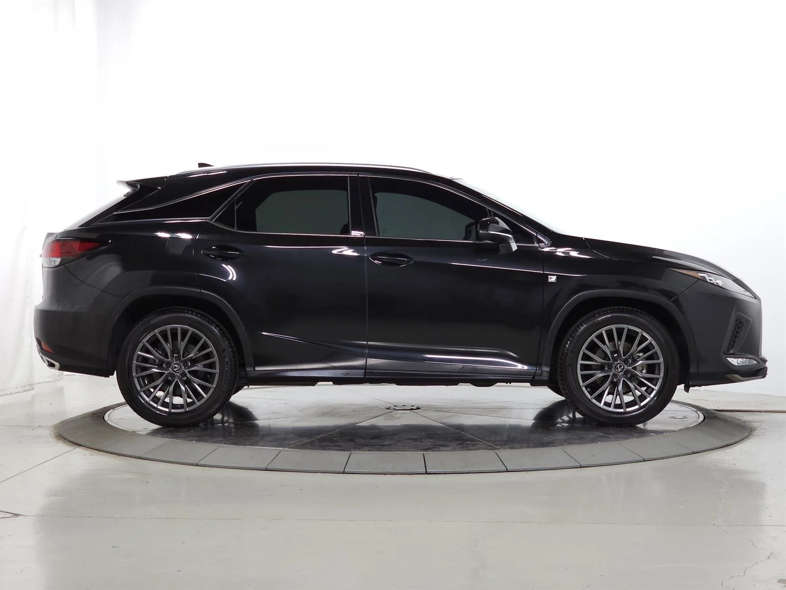 Used 2021 Black Lexus F SPORT Handling image 10