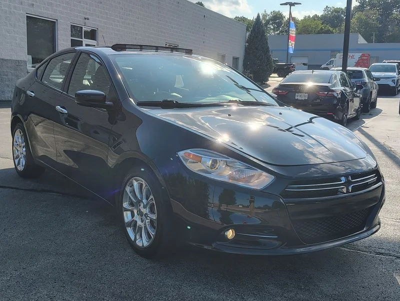 Used 2013 Black Dodge Limited image 4