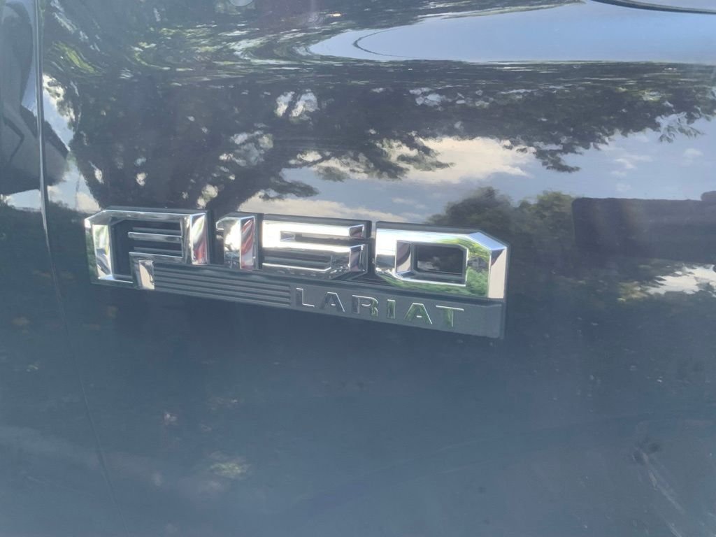 Used 2019 Magma Red Ford Lariat image 6