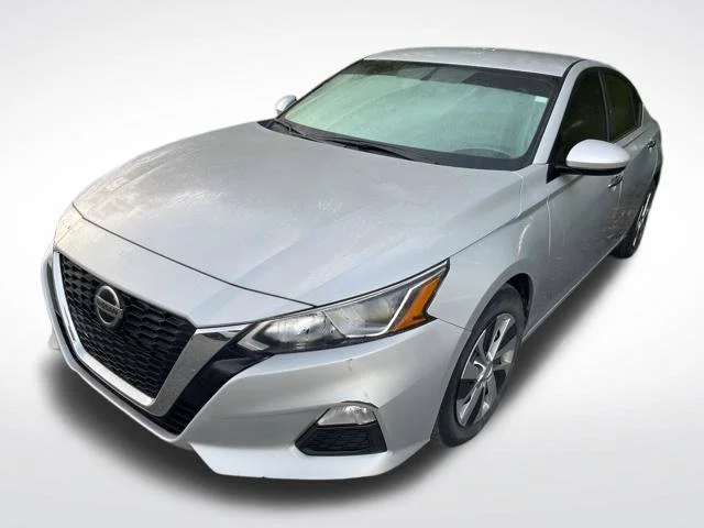 Used 2020 Silver Nissan 2.5 S image 4