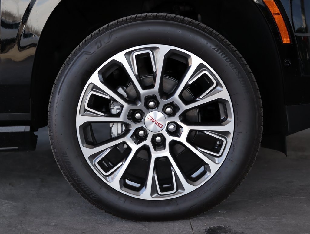 2026 GMC Yukon XL Denali - Photo 49