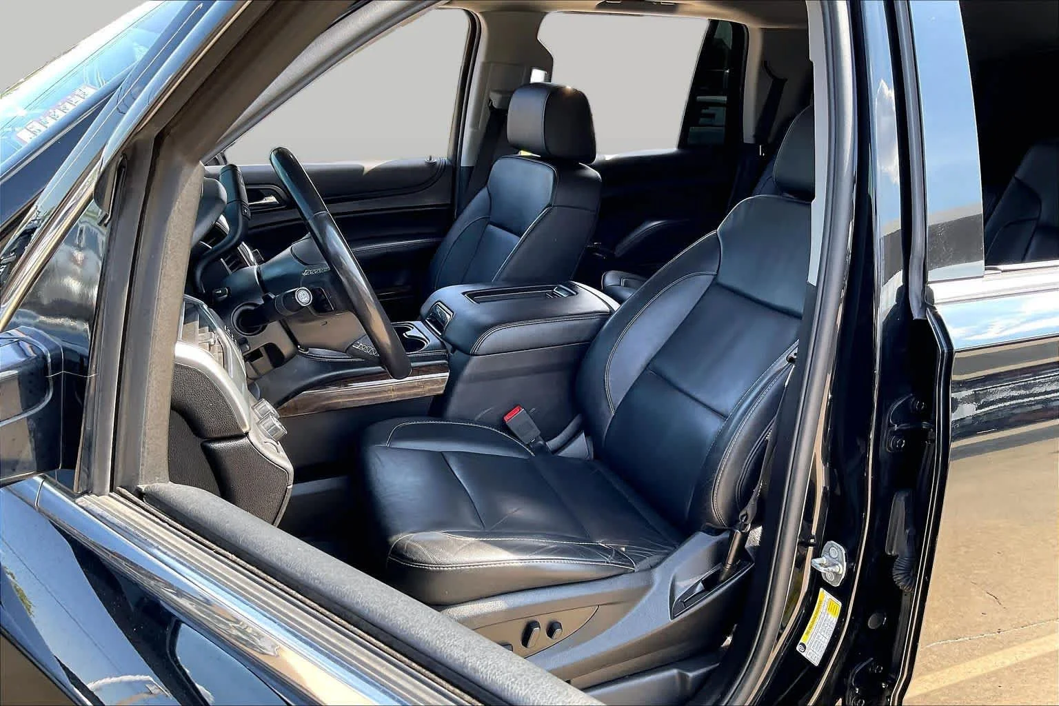 Used 2018 Black Chevrolet LT image 8