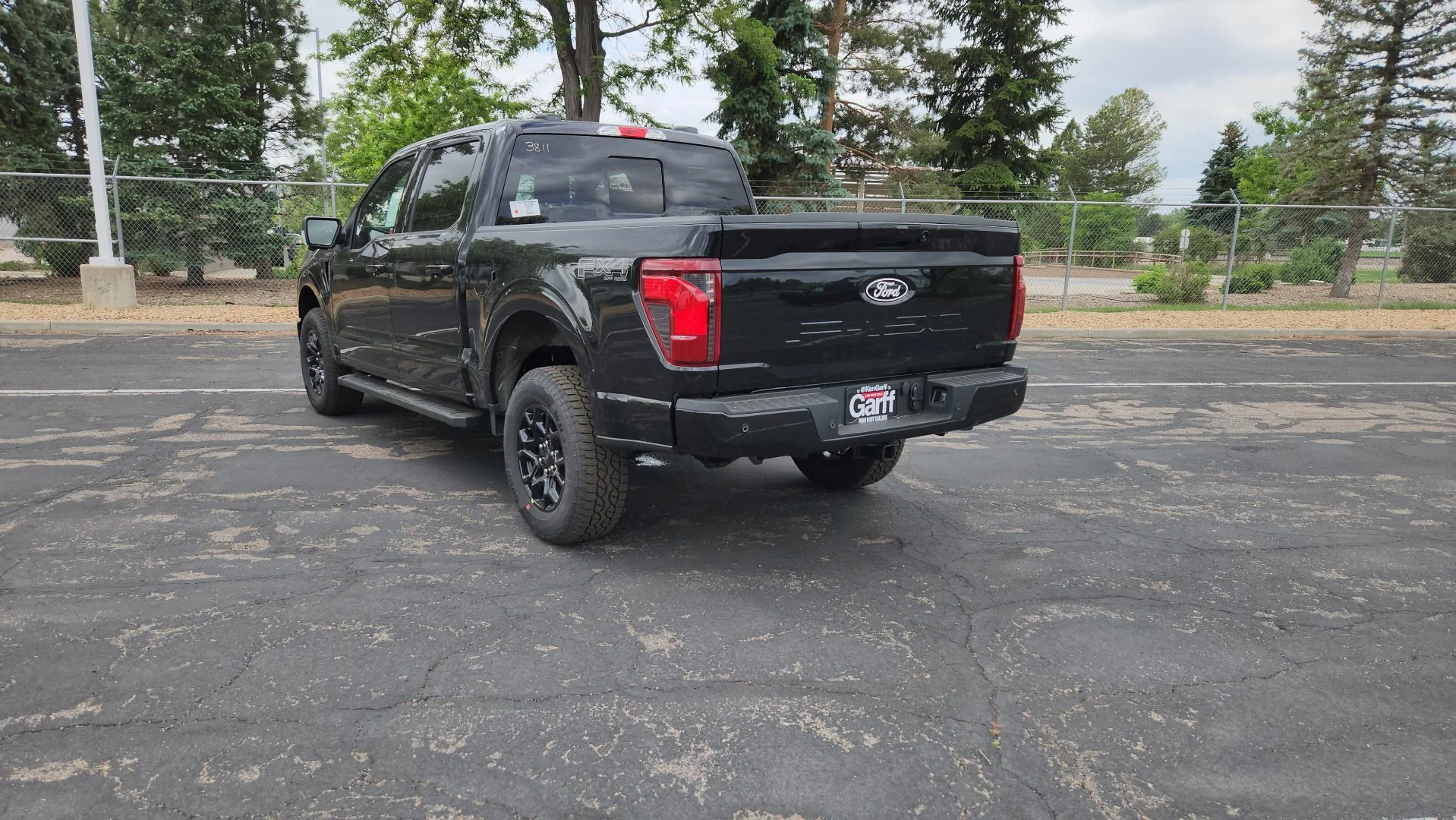 New 2026 Agate Black Metallic Ford XLT image 9
