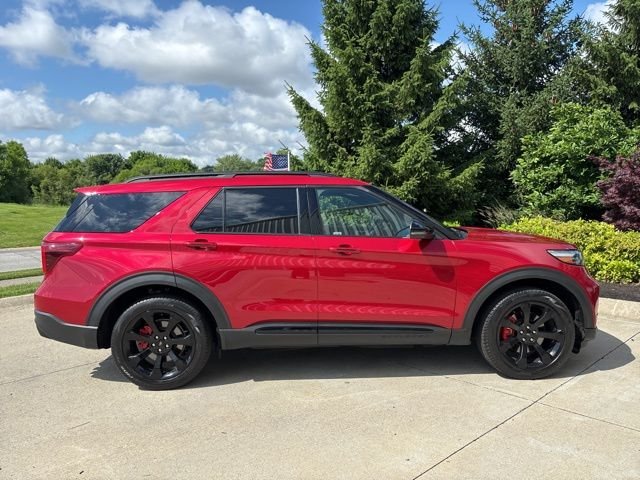 2023 Ford Explorer ST - Photo 6