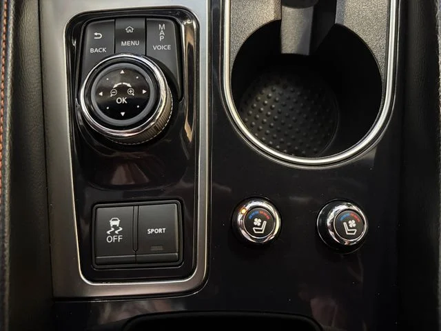 Used 2023 Black Nissan SR image 23