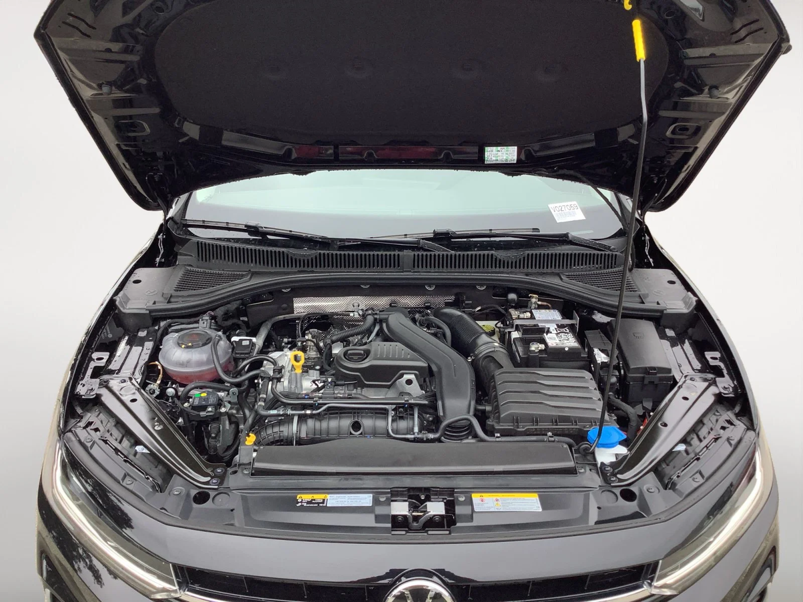New 2026 DEEP BLACK Volkswagen SE image 11