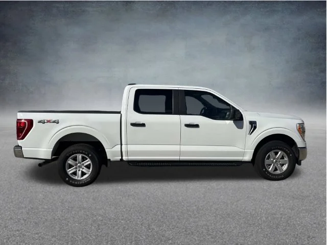 Used 2021 White Ford XLT image 24