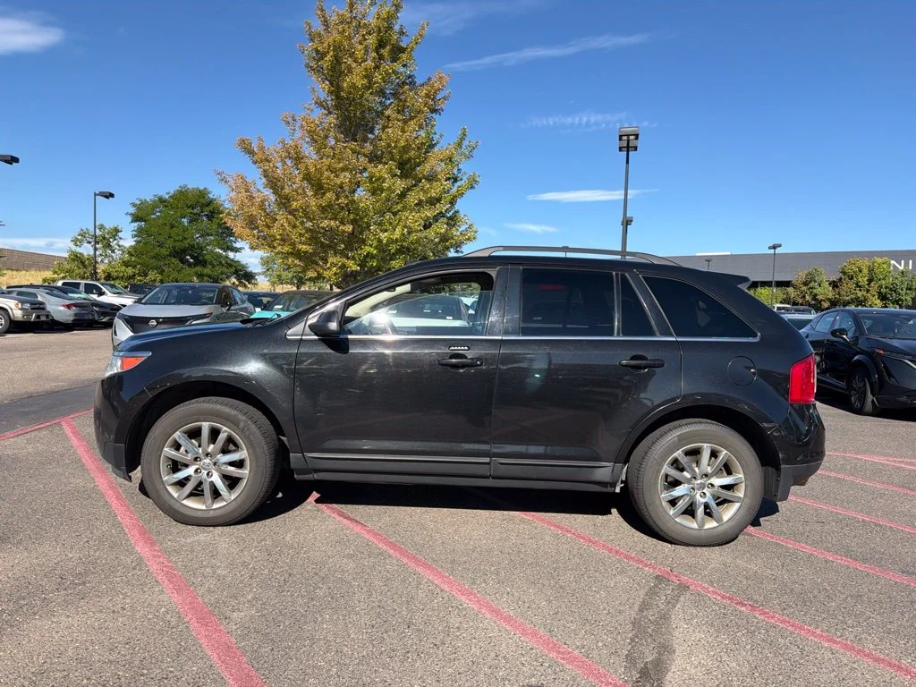 Used 2013 Black Ford Limited image 6