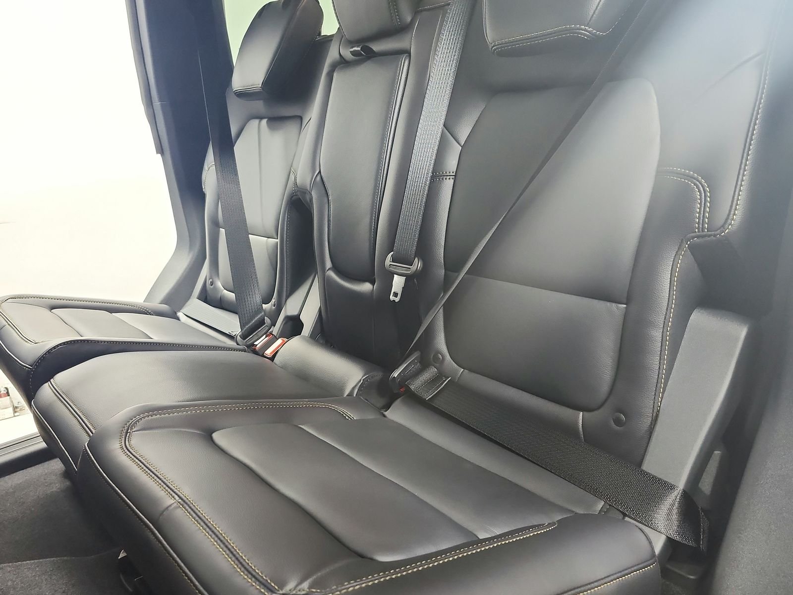 New 2026 Desert Sand Ford Badlands® image 40