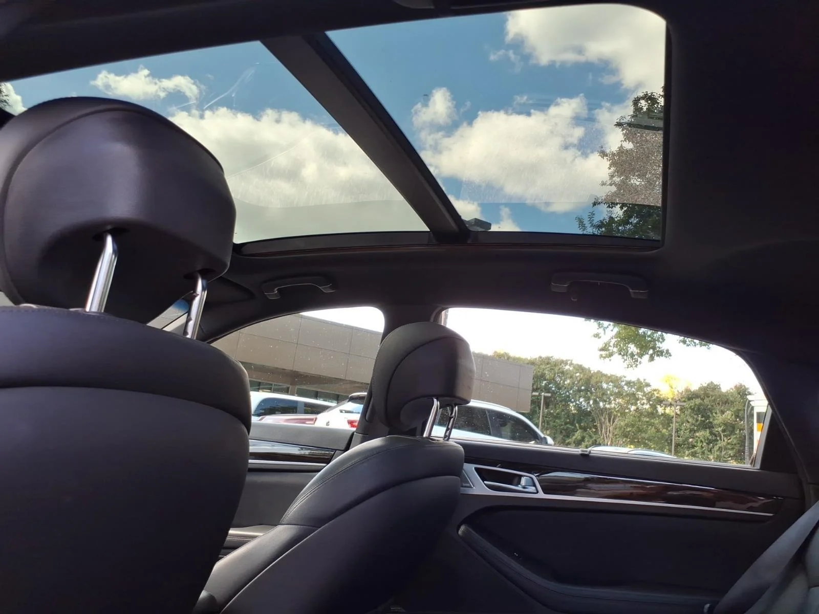 Used 2020 Havana Red Genesis 3.8L image 11