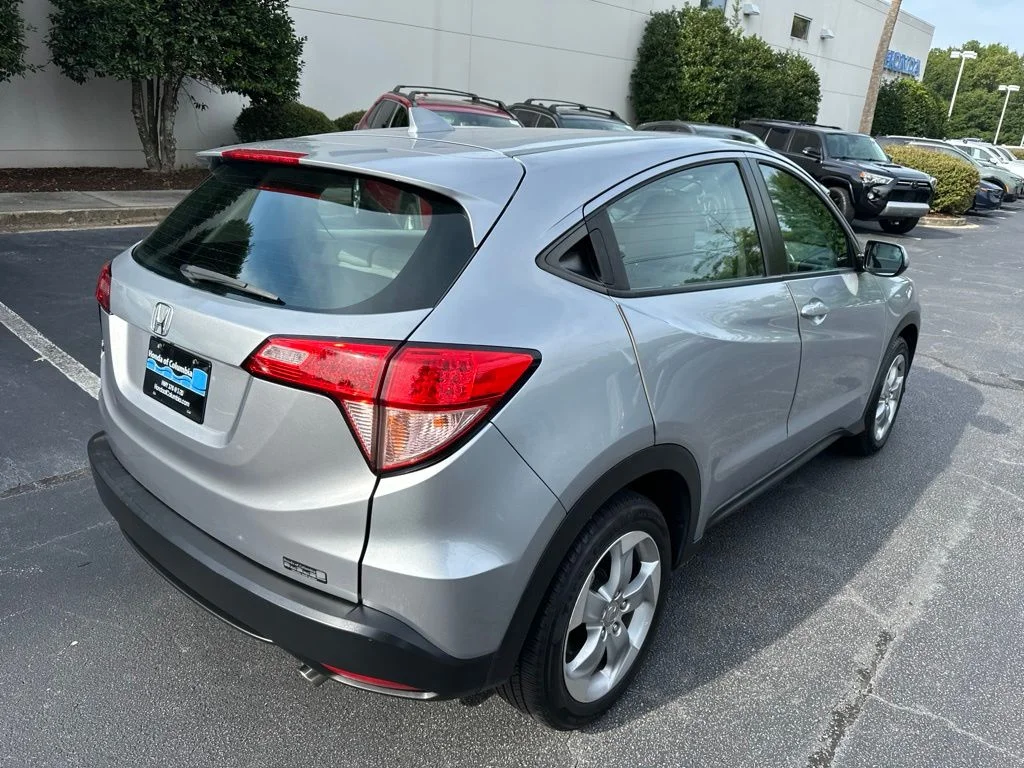 Certified Used 2018 Silver Metallic Honda LX image 3