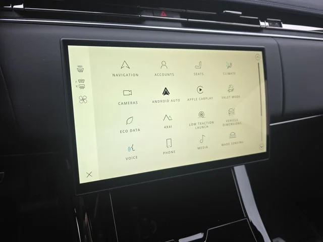 New 2026 Carpathian Grey Land Rover Dynamic SE image 16