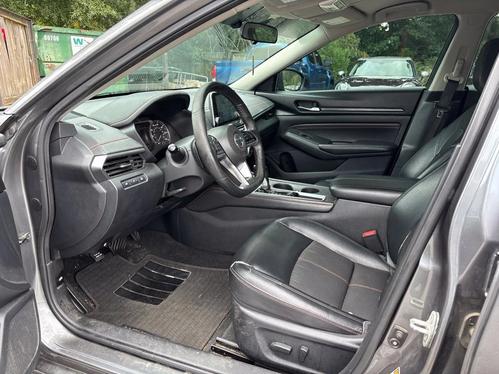 Used 2019 Gray Nissan 2.5 SR image 5